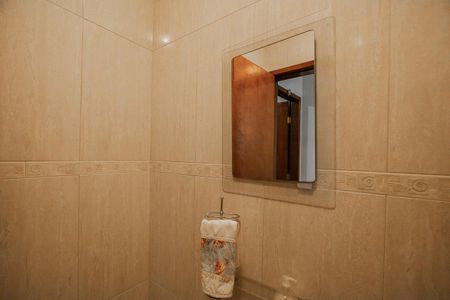 Casa à venda com 160m², 3 quartos e 2 vagas Casa à venda com 160m², 3 quartos e 2 vagasLavabo