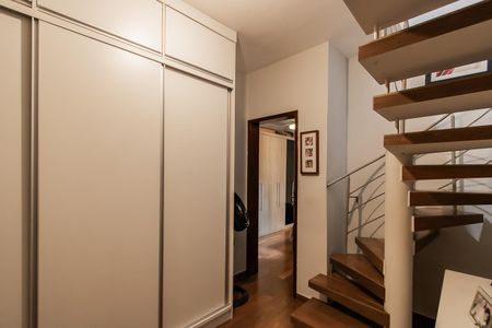 Casa à venda com 160m², 3 quartos e 2 vagas Casa à venda com 160m², 3 quartos e 2 vagasCorredor