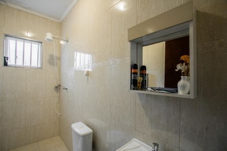 Casa à venda com 160m², 3 quartos e 2 vagas Casa à venda com 160m², 3 quartos e 2 vagasBanheiro da Suíte 1