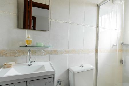 Casa à venda com 160m², 3 quartos e 2 vagas Casa à venda com 160m², 3 quartos e 2 vagasBanheiro da Suíte 2