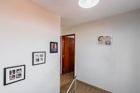 Casa à venda com 160m², 3 quartos e 2 vagas Casa à venda com 160m², 3 quartos e 2 vagasEscritório