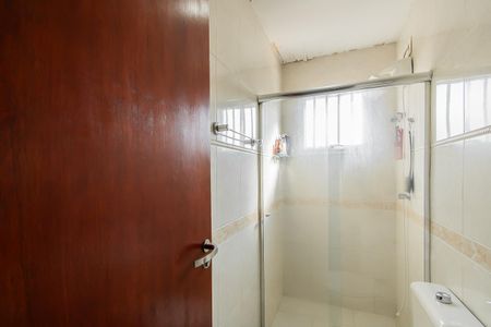 Casa à venda com 160m², 3 quartos e 2 vagas Casa à venda com 160m², 3 quartos e 2 vagasBanheiro