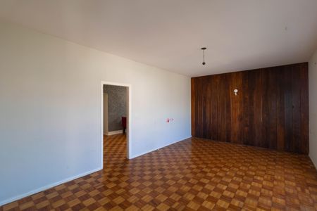 Casa à venda com 160m², 4 quartos e 2 vagasSalas