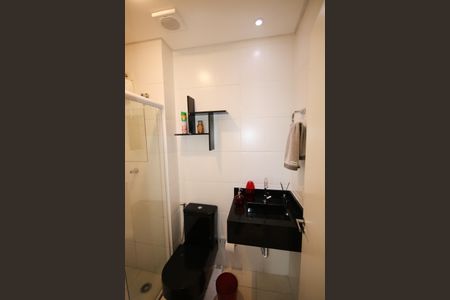 Apartamento para alugar com 54m², 2 quartos e 1 vaga Apartamento para alugar com 54m², 2 quartos e 1 vagaBanheiro da Suíte 1