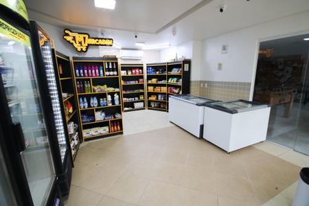 Apartamento para alugar com 54m², 2 quartos e 1 vaga Apartamento para alugar com 54m², 2 quartos e 1 vagaMercadinho