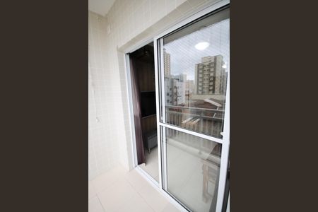 Apartamento para alugar com 54m², 2 quartos e 1 vaga Apartamento para alugar com 54m², 2 quartos e 1 vagaVaranda