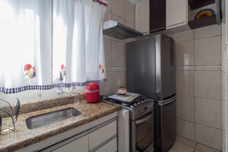 Casa à venda com 100m², 2 quartos e 2 vagas Casa à venda com 100m², 2 quartos e 2 vagasCozinha