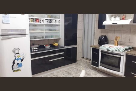 Casa à venda com 3 quartos, 306m² em Parque Cruzeiro do Sul, São Paulo