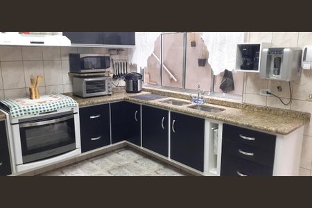 Casa à venda com 306m², 3 quartos e sem vaga