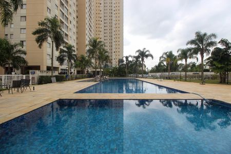 Apartamento para alugar com 60m², 2 quartos e 1 vagaÁrea comum