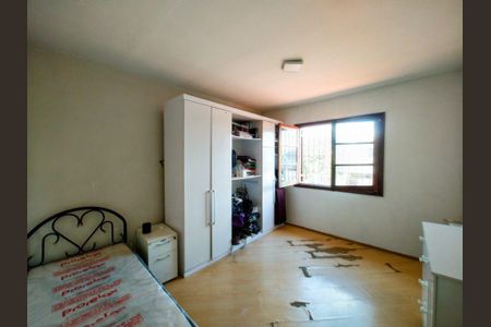 Casa à venda com 3 quartos, 143m² em Jardim Ester, São Paulo