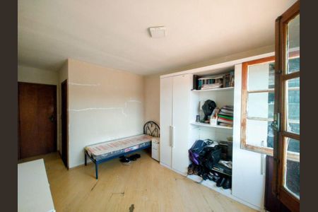 Casa à venda com 3 quartos, 143m² em Jardim Ester, São Paulo