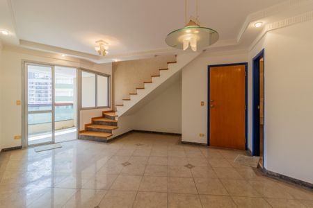 Apartamento à venda com 210m², 3 quartos e 3 vagas Apartamento à venda com 210m², 3 quartos e 3 vagasSala