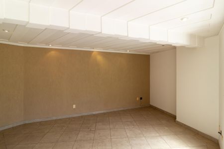 Apartamento à venda com 210m², 3 quartos e 3 vagas Apartamento à venda com 210m², 3 quartos e 3 vagasTerraço