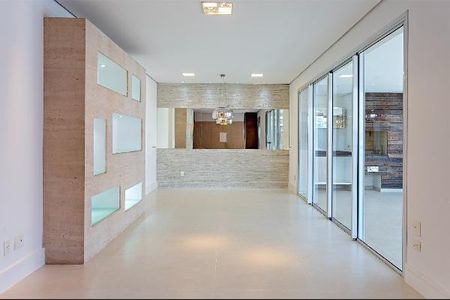 Apartamento à venda com 3 quartos, 162m² em Itaim Bibi, São Paulo