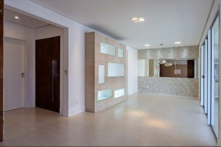 Apartamento à venda com 3 quartos, 162m² em Itaim Bibi, São Paulo