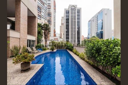 Apartamento à venda com 3 quartos, 162m² em Itaim Bibi, São Paulo