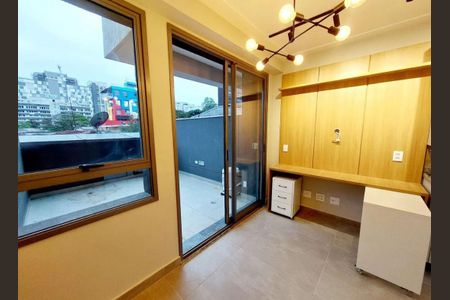 Apartamento à venda com 1 quarto, 31m² em Santo Amaro, São Paulo