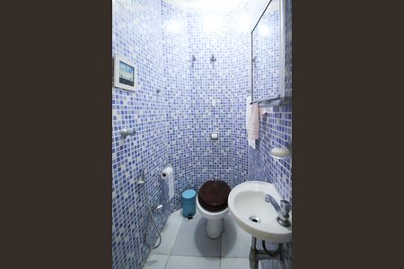 Apartamento à venda com 73m², 2 quartos e sem vagaBanheiro de Serviço