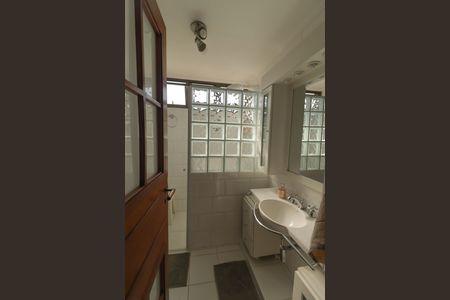 Apartamento à venda com 270m², 4 quartos e 2 vagasBanheiro da Suíte 1