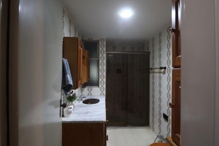 Apartamento à venda com 76m², 2 quartos e 1 vagaBanheiro