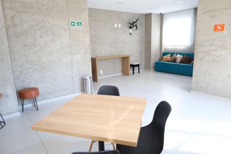 Apartamento para alugar com 36m², 2 quartos e sem vagaÁrea comum