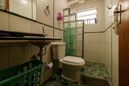 Casa para alugar com 225m², 3 quartos e 2 vagas Casa para alugar com 225m², 3 quartos e 2 vagasBanheiro