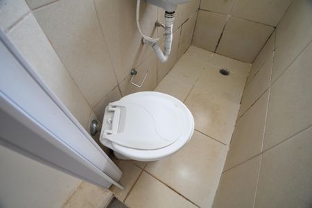 Banheiro Social de kitnet/studio para alugar com 1 quarto, 17m² em Cidade Universitária, Campinas