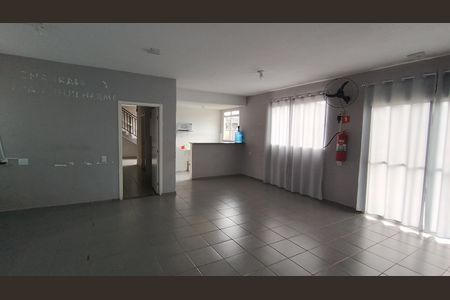 Apartamento para alugar com 40m², 2 quartos e 1 vaga Apartamento para alugar com 40m², 2 quartos e 1 vagaÁrea comum - Salão de festas