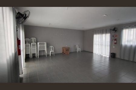 Apartamento para alugar com 40m², 2 quartos e 1 vaga Apartamento para alugar com 40m², 2 quartos e 1 vagaÁrea comum - Salão de festas