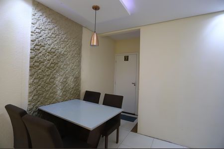 Sala de apartamento para alugar com 2 quartos, 40m² em Jardim Suzanopolis, Suzano