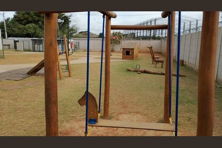 Apartamento para alugar com 40m², 2 quartos e 1 vaga Apartamento para alugar com 40m², 2 quartos e 1 vagaÁrea comum - Playground