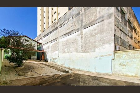 Casa para alugar com 600m², 4 quartos e 5 vagas