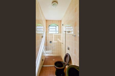 Casa para alugar com 600m², 4 quartos e 5 vagas