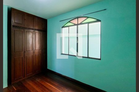 Casa para alugar com 600m², 4 quartos e 5 vagas