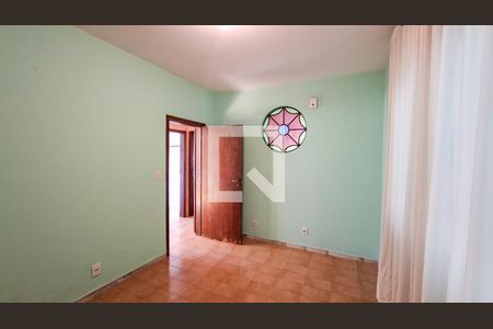 Casa para alugar com 600m², 4 quartos e 5 vagas