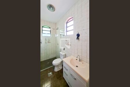 Casa para alugar com 600m², 4 quartos e 5 vagas