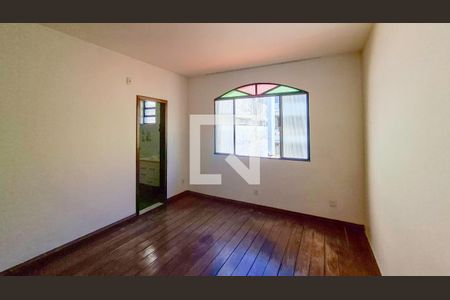 Casa para alugar com 600m², 4 quartos e 5 vagas