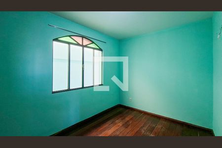 Casa para alugar com 600m², 4 quartos e 5 vagas