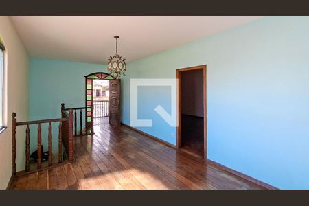 Casa para alugar com 600m², 4 quartos e 5 vagas