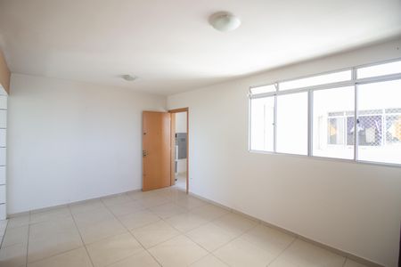 Sala de apartamento à venda com 3 quartos, 70m² em Alvorada, Contagem