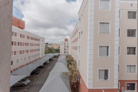 Apartamento à venda com 46m², 2 quartos e 1 vaga Apartamento à venda com 46m², 2 quartos e 1 vagaVista do Quarto 2
