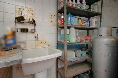 Casa à venda com 310m², 3 quartos e 6 vagasÁrea de Serviço