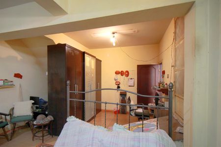 Casa à venda com 310m², 3 quartos e 6 vagasSotão