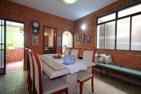 Casa à venda com 310m², 3 quartos e 6 vagasSala de Jantar