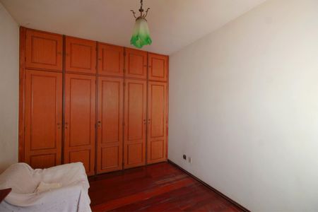 Casa à venda com 310m², 3 quartos e 6 vagasSuite