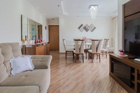 Sala de apartamento para alugar com 3 quartos, 79m² em Vila Bocaina, Mauá