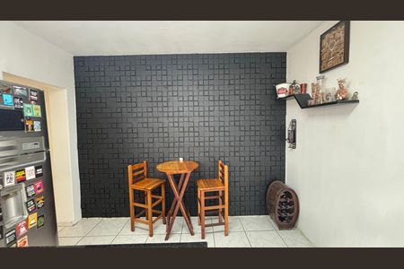 Casa à venda com 187m², 3 quartos e 2 vagas Casa à venda com 187m², 3 quartos e 2 vagasCozinha