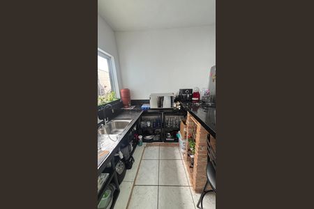 Casa à venda com 187m², 3 quartos e 2 vagas Casa à venda com 187m², 3 quartos e 2 vagasCozinha