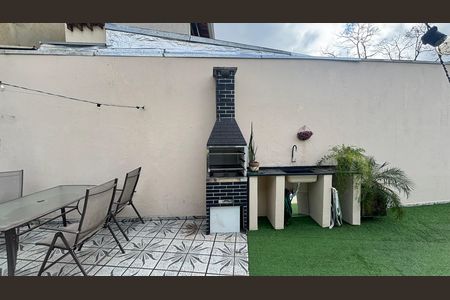 Casa à venda com 187m², 3 quartos e 2 vagas Casa à venda com 187m², 3 quartos e 2 vagasQuintal